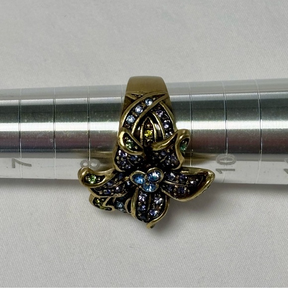 Heidi Daus Swarovski Crystal Ring “Perennial Favorite” Blue and Green Size 9 - Picture 9 of 9